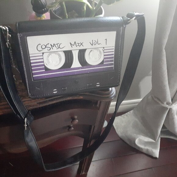 guardian of the galaxy loungefly with key chain - Picture 2 of 7